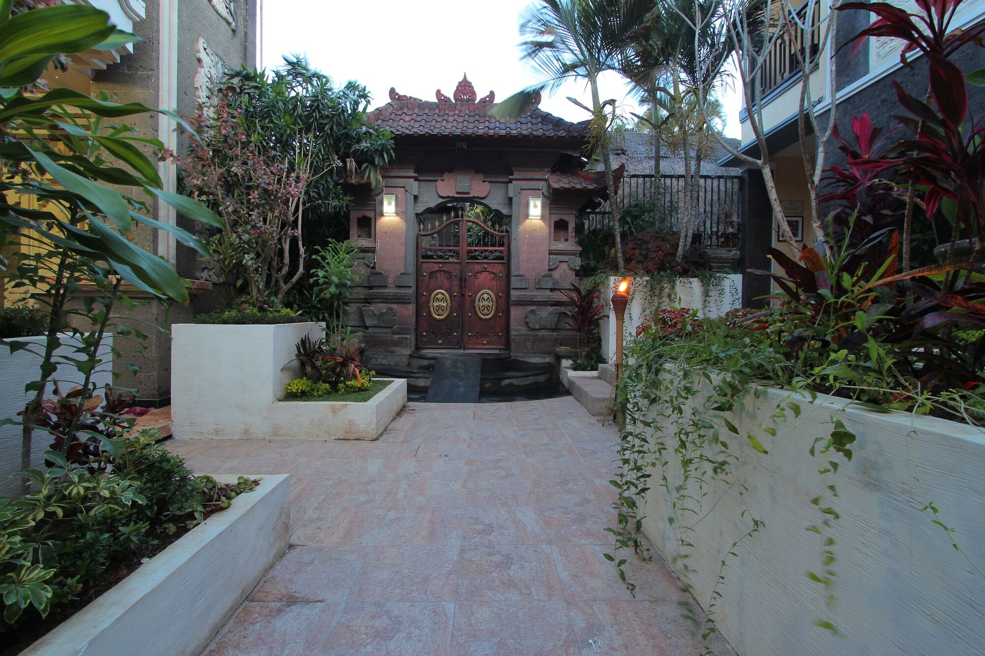 The Sesari Jimbaran Hotel Exterior photo